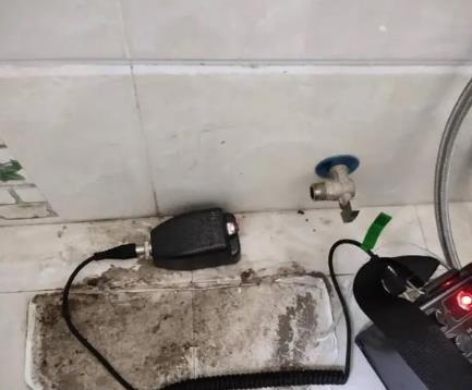 平潭屋顶漏水维修公司分享下卫生间漏水的危害及解决方法